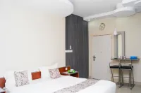 Palette Muscat Al Bayrahaa - 3-Star