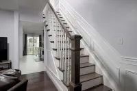 Stylish Boston-Area Duplex - Free Parking, Yard, Comfortable Stay Hotels in Everett