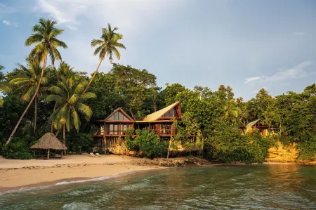 Savasi Island Resort