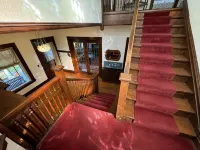 Williams House - 6-Bedroom Victorian Retreat & River Trailhead ベナンゴのホテル