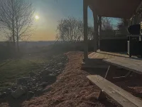 The Stead- A tiny home on an Alpaca farm in the beautiful Mohawk Valley. Hotels in Minden