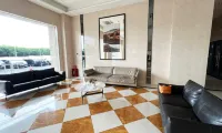 Sky House Apartment by Comfyplace