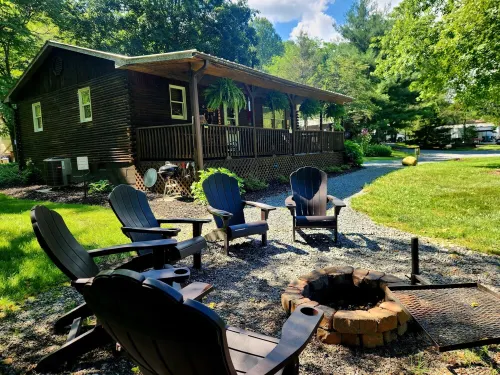 Relaxing Mountain Getaway with excellent trout fishing