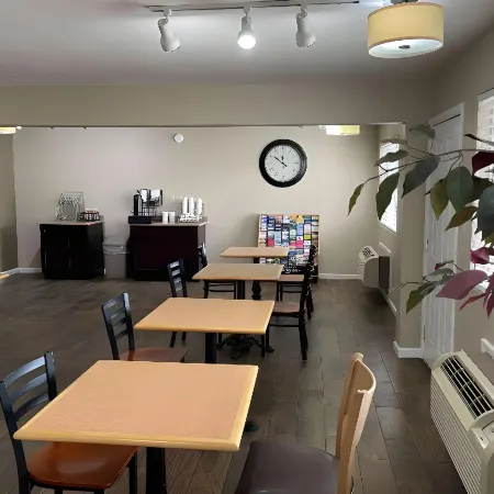 Red Lion Inn & Suites Junction City
