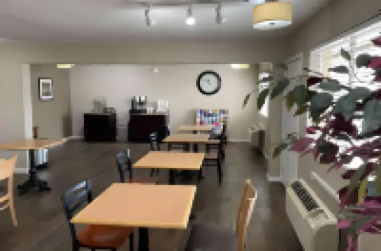 Red Lion Inn & Suites Junction City