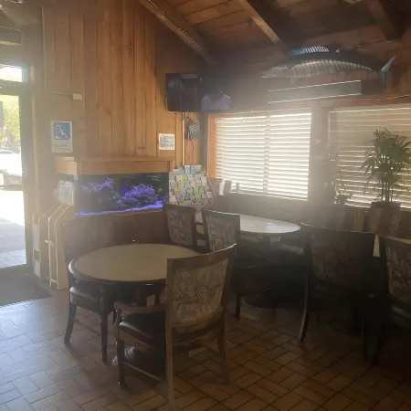 Village Inn Destin