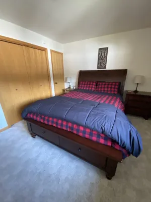 The Golden Bear - Golf, Ski and Downtown Hotel di 