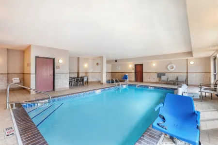 Clarion Pointe Sioux Falls Airport