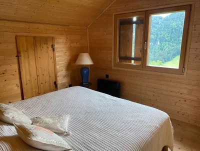 Chalet in Rossiniere Near Glacier & Lake Hotel a 