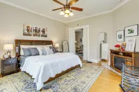 Dog-Friendly Home with Yard, 6 Mi to Louisville! Hotels in New Albany