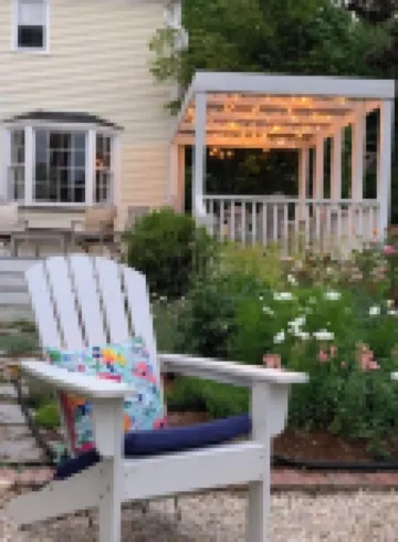 Historic, Antique Southern Maine Farmhouse For All Seasons - 5 mins to Portland!