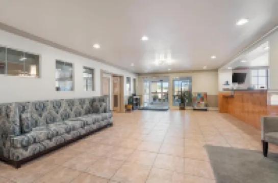 Best Western Plus John Jay Inn  Suites