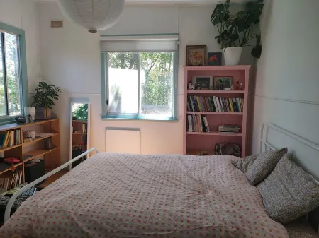 Beautiful beachside house and garden - 2 minutes from the beach!