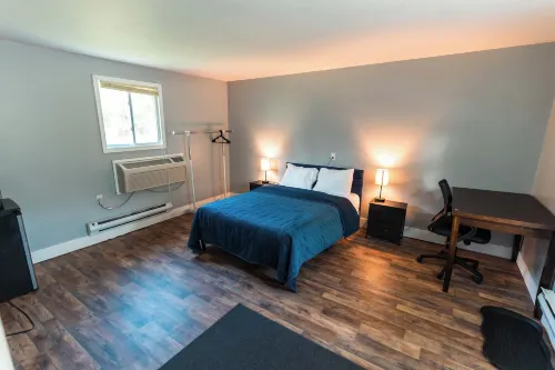 Nest Inn Hotels in Watertown