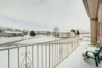 Beautifully remodeled 2 bed 104 Berkley Verona #6 Hotels in Verona