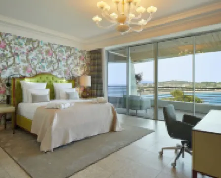 阿拉布里加之家套房酒店