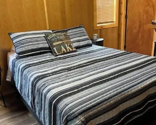 Studio Cabin – Pet-Friendly Retreat Near Lake Greeson & Kirby Landing Marina Hotels in Pike County