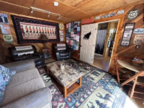 “Cassie’s Cabin”Cozy cabin in Crown King