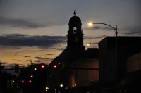 The Loft @ Studio115 a Charming Stay, Sleeps 6, in Downtown Bainbridge, GA