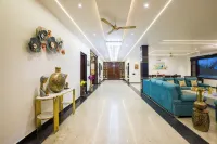 ELIVAAS Ivory Estate Pet-friendly Farm