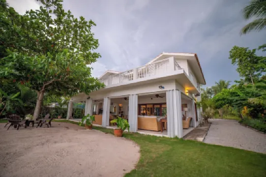 Villla with private beach Hotels in 