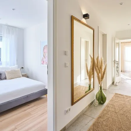 Bernstein Apartment #2 on the Goitzsche with direct lake view Отели в г. Поух