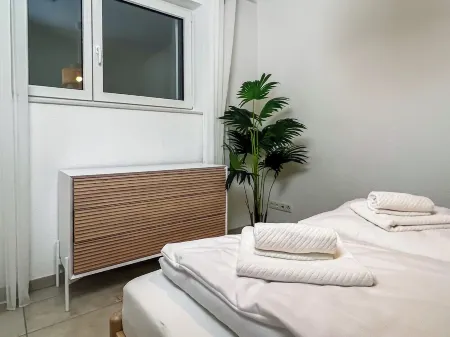 Experience Cochem: Moselle view, view of the Reichsburg & old town directly opposite