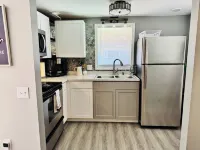 Charming 1-bedroom house with WiFi, AC in nice Sumter