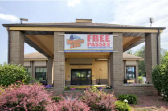 ベストウェスタン アンバサダー イン & スイーツ のホテル