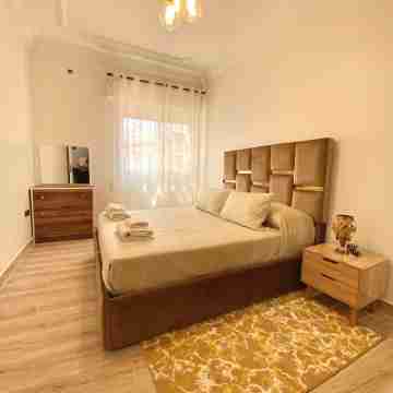 Charming Apartment in the Heart of the City Close to everything Rooms