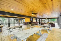 Fire Pits and Gazebo Lakefront Escape in Terry! - bar