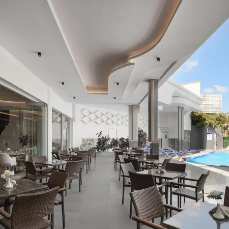Crowne Plaza Alexandria Mirage By IHG Отели рядом с достопримечательностью «Библиотека Александрина»