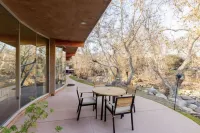 River Spirit- Arquitectural wonder of the Sequoias