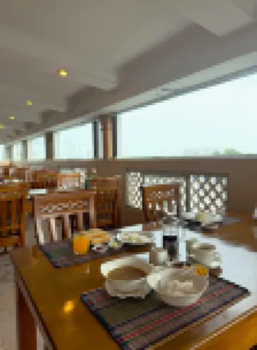 Grand Laurel Hotel Hotels in Botataung