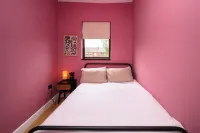 Beautiful 2 Bedroom Family Home in Atherton, Free parking Hotels in Wigan