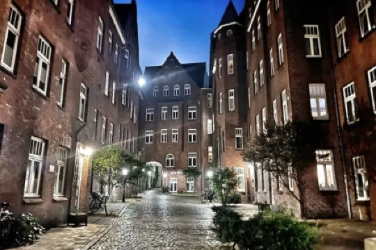 Ferienwohnung Burghof 3 + Balkon + Radparkplatz