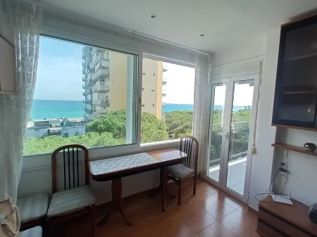 Appartement Front de mer à Blanes Отели в г. Бланес