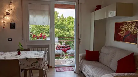 SPRING DREAM cozy apartment, great base to reach Venice