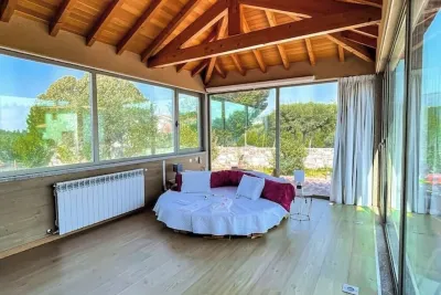 Diamond Room with private bathroom Hotels in 