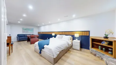 Luxury 7 Bedroom/3 Bath Home Hotels near The Village at Black Creek