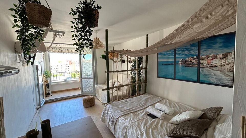 Les Cocotiers sea view 250 beach