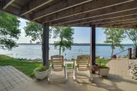 Peaceful Clinton Retreat w/ Lakefront Views! - Wifi