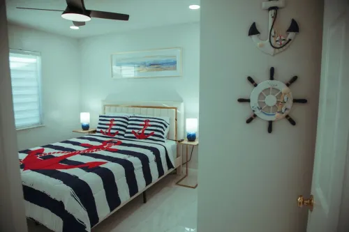 VillaBellaBlue/Near Airport/Laundry/Patio