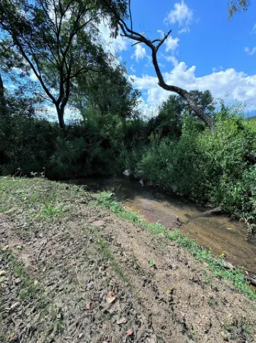 Cozy camper with AC and WiFi in delightful Old Fort
