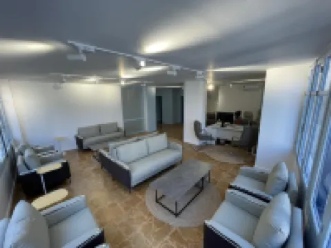Hotel Avra