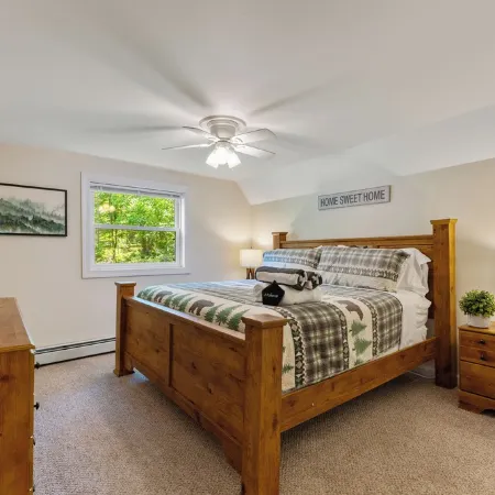 1 Min to Camelback! Creekside Escape + FirePit & BBQ