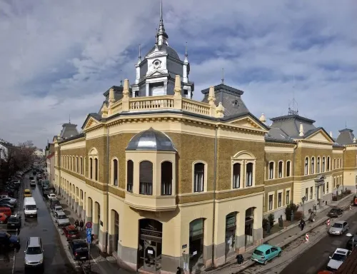 APARTMENT MATICE SRPSKE WITH PARKING