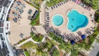 Two bedroom condo on Siesta Key with 2 pools, marina, tennis courts & more!