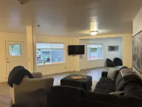 Spacious 3-bedroom apartment in beautiful downtown Ketchikan