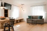 Modern&Historic Apartment "Ludwig" in Südtriol, Nals Hotels in Nals